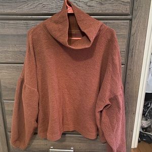 Lululemon pullover